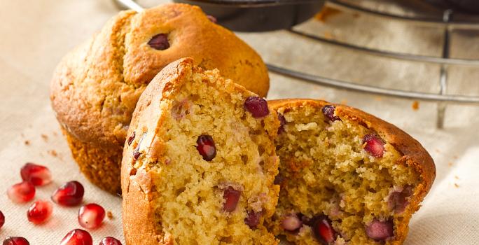 Muffins de Granada, Miel y Chocolate sin Azúcar