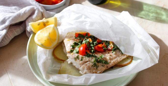 Papillote de reineta en cama de papas