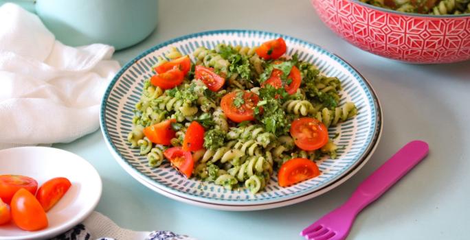 Espirales con pesto de arveja y espinaca