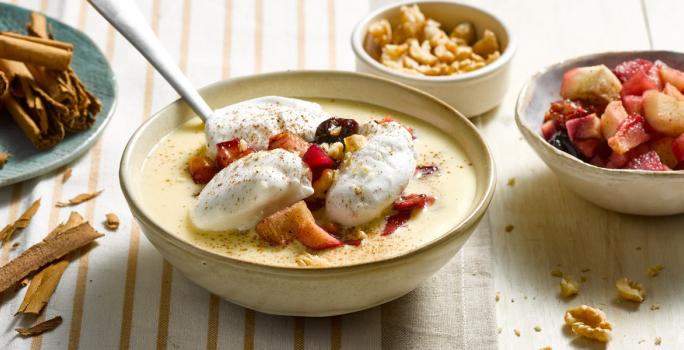 Leche nevada con fruta asada