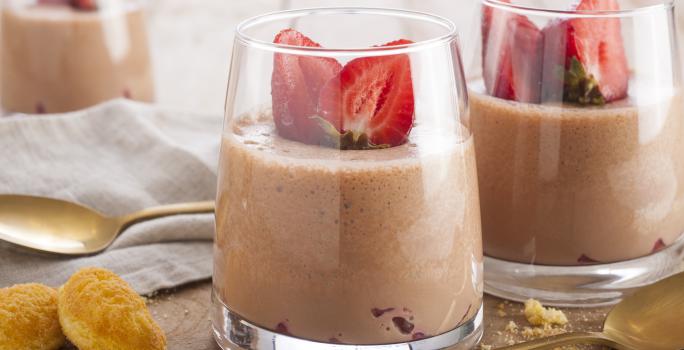 Espuma de chocolate y frutilla