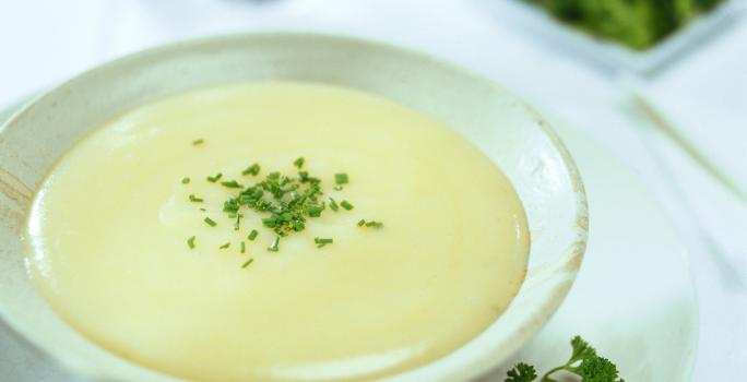 crema liviana de papas con yogurt