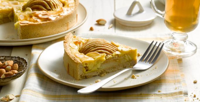 Kuchen de pera con almendras