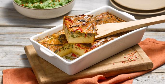 Pastel de verduras con puré de espinacas