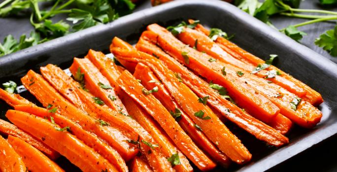 ZANAHORIAS CON MOSTAZA, MIEL Y CILANTRO