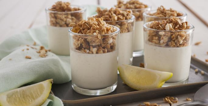 Vasitos de limón y granola