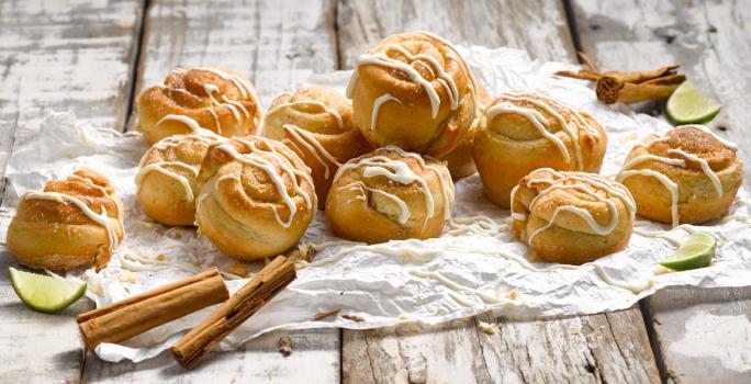 Rollitos dulces con crema de Limón