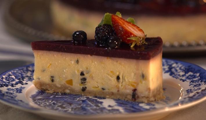 Pastel de Ricotta, Maracuyá y Berries