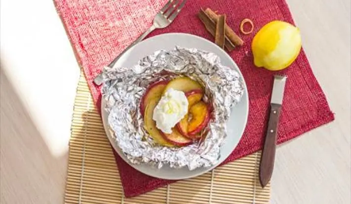 Manzanas a la Canela con Limón y Crema