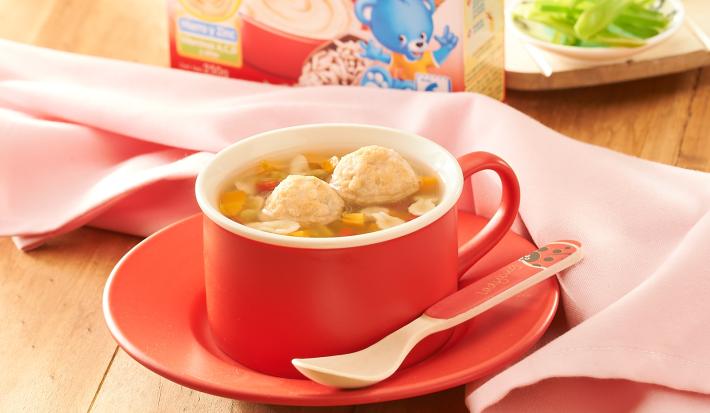 Menestron con albondigas de Merluza Menestron con albondigas de Merluza