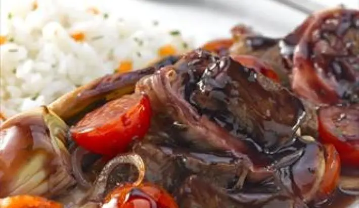 Atomatada de carne