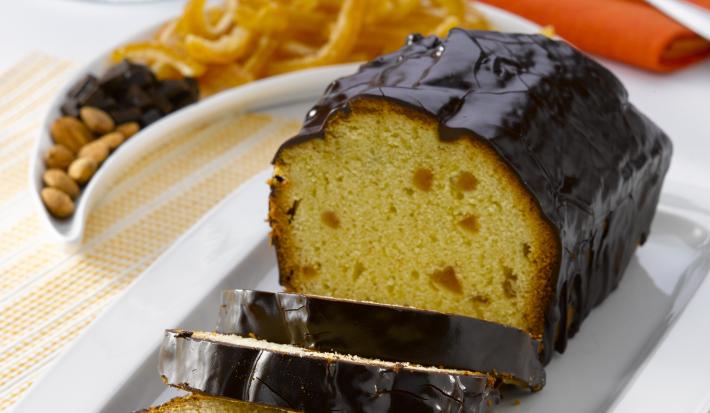 Queque de Naranja con Baño de Chocolate Queque de Naranja con Baño de Chocolate
