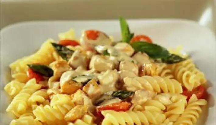 Pastas de Pollo a la Crema
