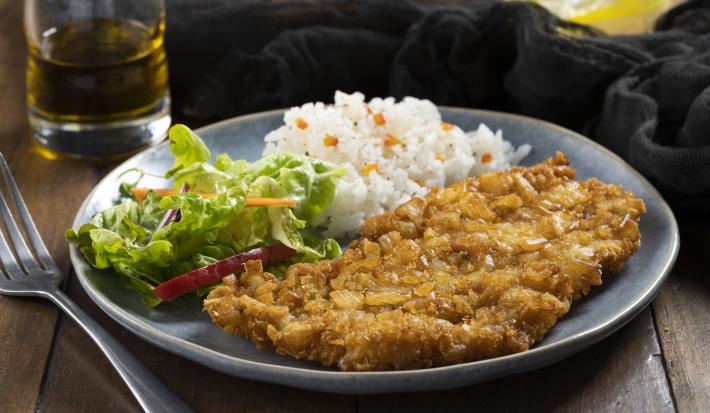 Escalopa de pollo apanada Escalopa de pollo apanada