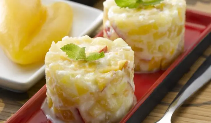 Mix Tropical de Frutas con Menta