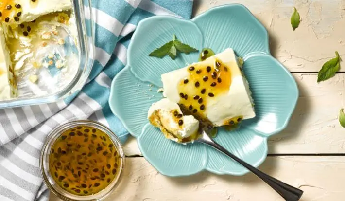 Tiramisu de maracuya y coco