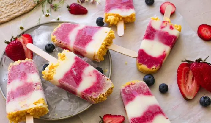 Helado de Yoghurt, frutilla y cereal Estrellitas