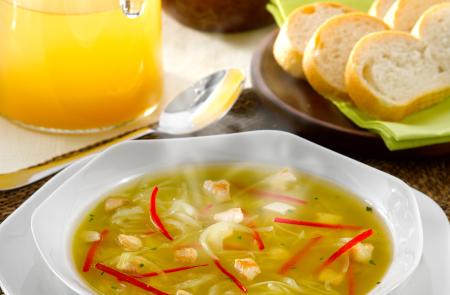 Sopa de Pollo a la Mediterránea