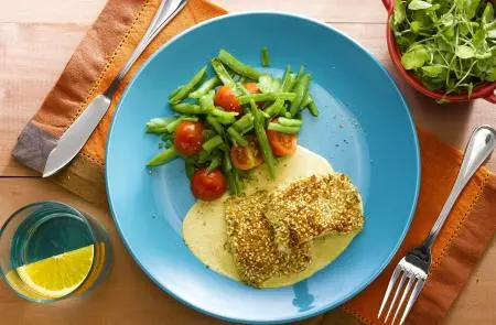 Reineta en Crocante de Sesamo y Salsa de Curry